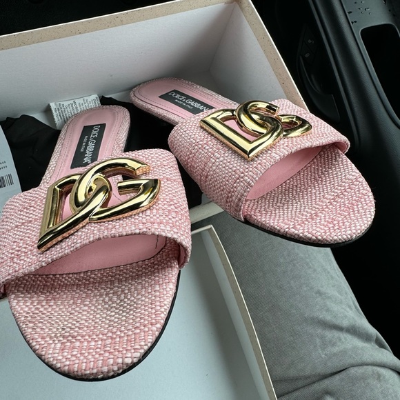 Dolce and Gabbana light pink slides - Picture 3 of 8